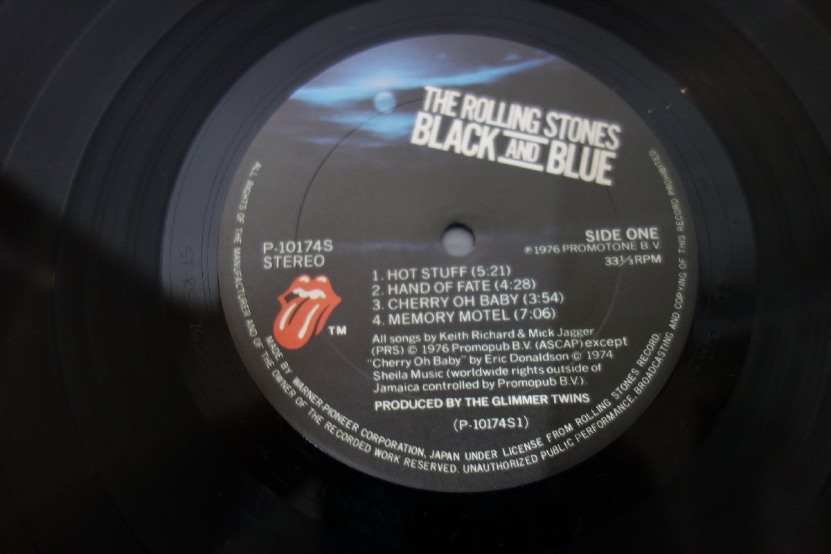レコード(12)　LP　当時物　帯あり（破けあり）ローリングストーンズ　ブラック・アンド・ブルー　The Rolling Stones BLACK AND BLUE_画像6
