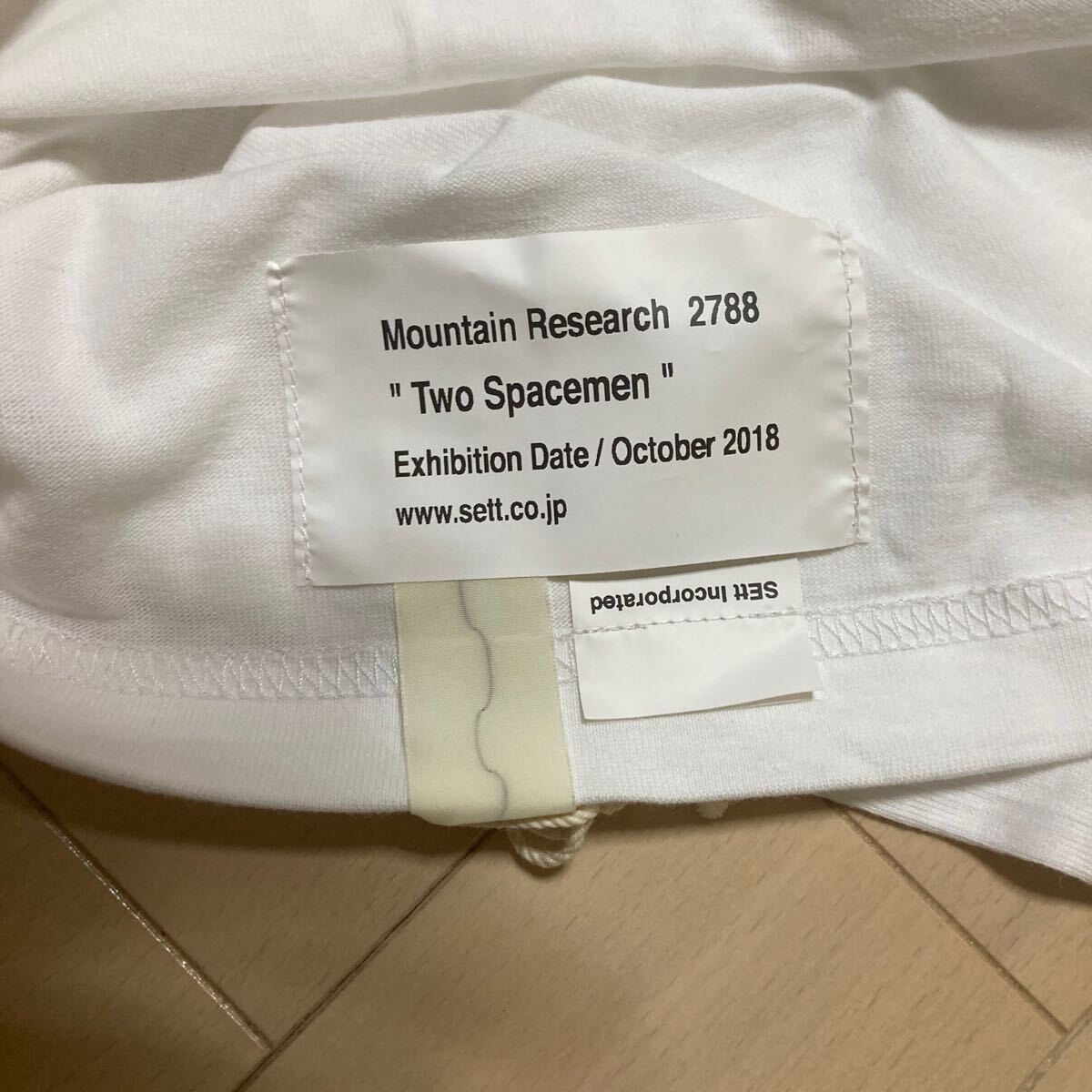 マウンテンリサーチ mountain research Tシャツ　「TWO SPACEMEN」　Ｍサイズ　未使用品_画像4