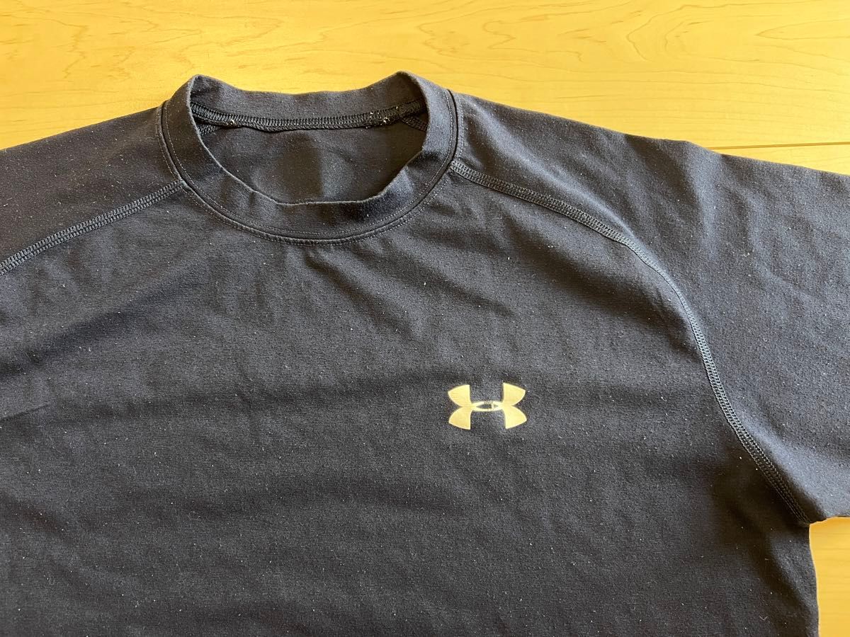 アンダーアーマー　メンズTシャツ　二枚セット　ネイビー　ブラック　SM UNDER ARMOUR 半袖Tシャツ 速乾 スポーツ