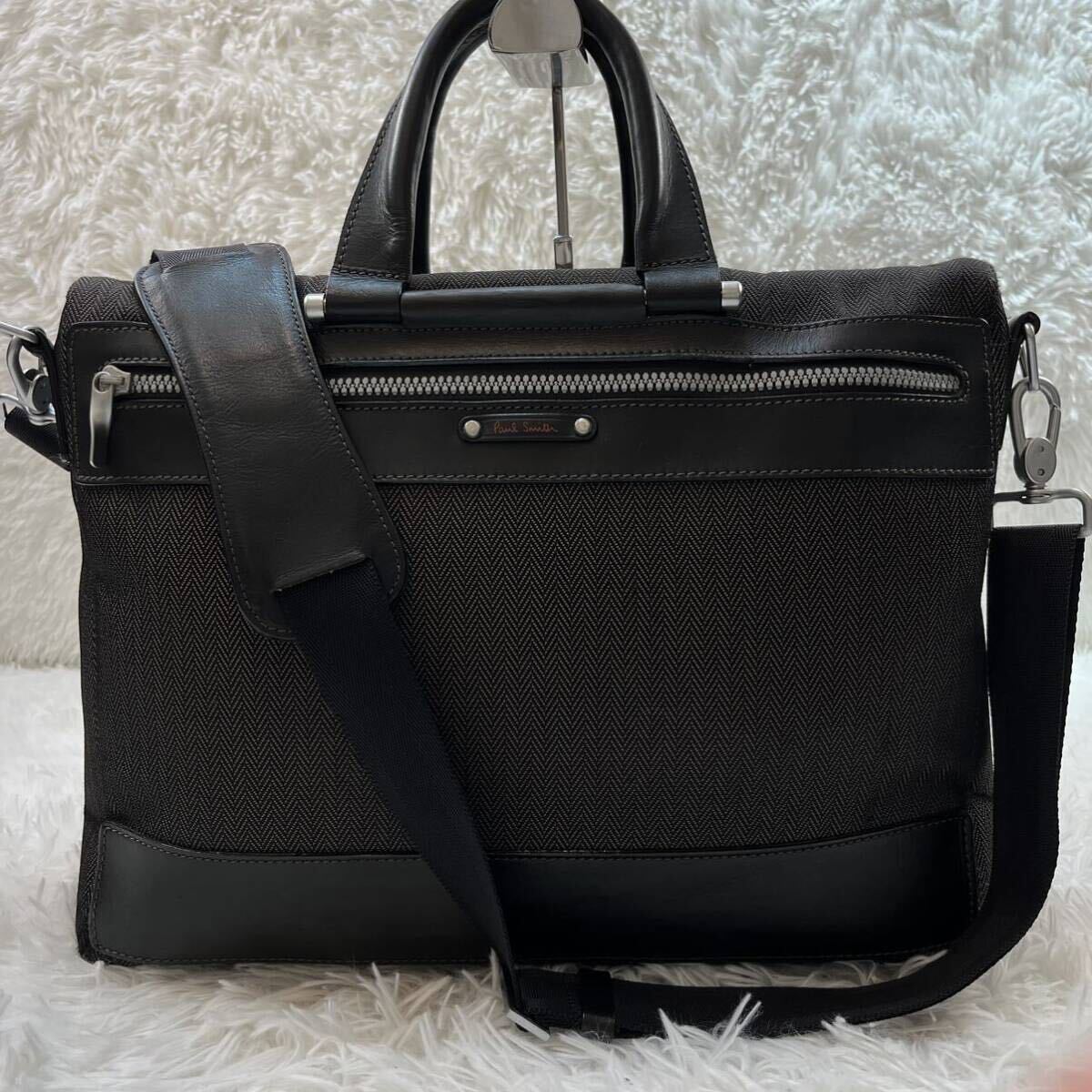 極美品/Paul Smith ポールスミス 2way ビジネスバッグ ブリーフケース ショルダーバッグ マチ拡張機能 A4収納可 大容量 2室 ブラック 黒 の画像2