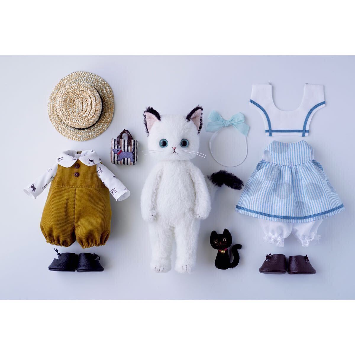 Yahoo!オークション - お耳の黒い猫ちゃんと小さな黒猫ちゃん Yahoo!オークション - お耳の黒い猫ちゃんと小さな黒猫ちゃん