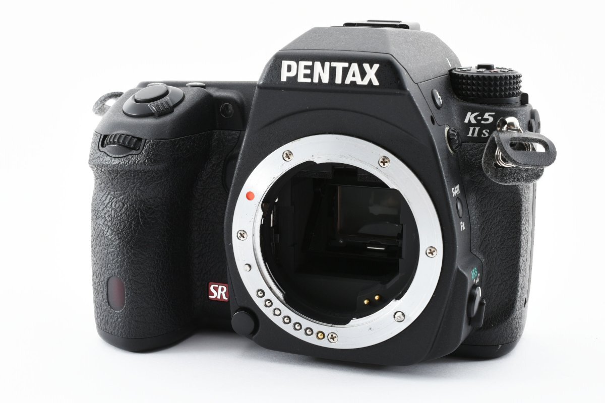 美品 シャッター数7892回 PENTAX ペンタックス デジタル一眼レフカメラ K-5IIs ボディ_画像2