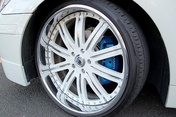 キャリパー 塗装 ベンツ E クラス W213 色 文字 自由 Mercedes AMG E43 E63 S 4MATIC + ステーションワゴン ブレーキ ペイント カスタム_画像5