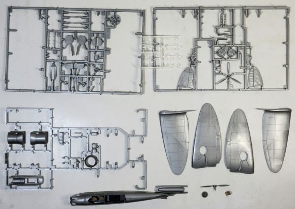 ☆★マッチボックス・ドイツレベル版 1/72 40132 ハインケルHe70G-1 旅客機型 ※手付きジャンク☆★の画像4