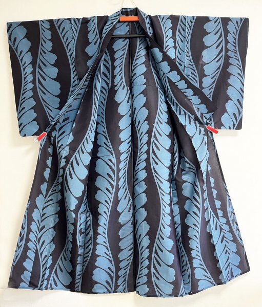 KIRUKIRU античный .. одиночный . натуральный шелк кимоно длина 153.5cm темно синий земля . бледно-голубой. сидэ . глициния узор retro Taisho роман мелкий рисунок кимоно японский костюм одевание casual 
