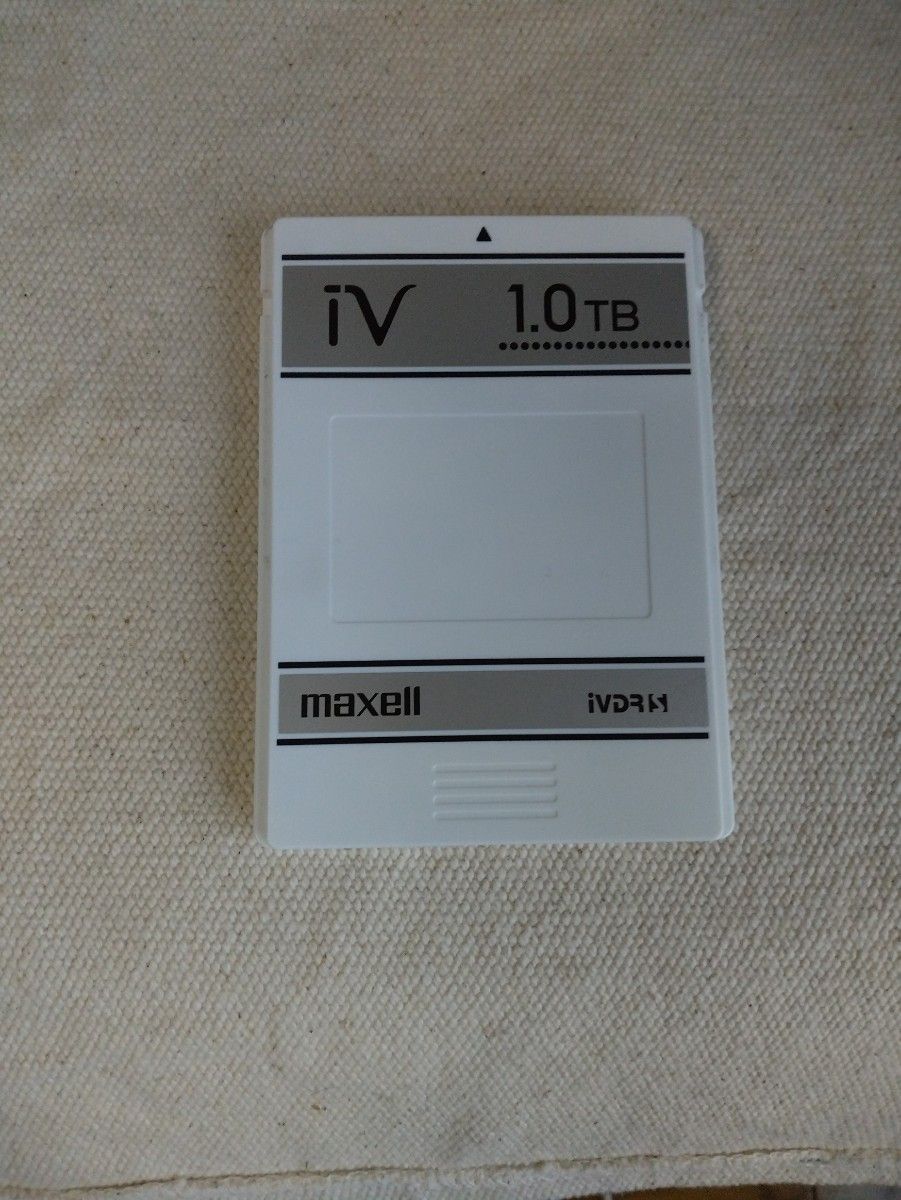 マクセル iVDR-S 　1.0TB　ホワイト カセットハードディスク