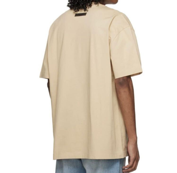 【新品】FEAR OF GOD ESSENTIALS オーバーサイズ　Tシャツ　ベージュ　ラバーロゴ