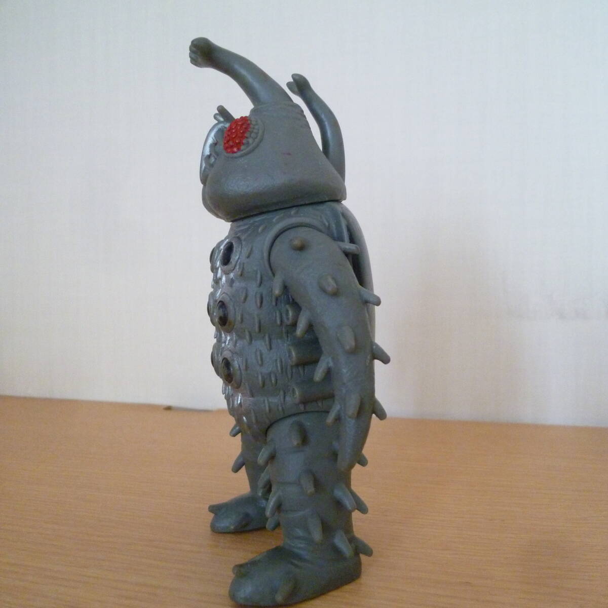 サタンビートル　日本製　1989年当時物　バンダイ ウルトラマン怪獣　 硬質ソフビ_画像4