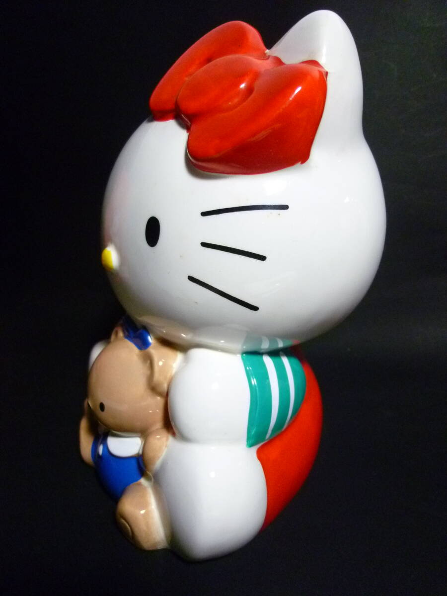 KT175★ 1991年旧ロゴマーク入り サンリオ ハローキティちゃん 陶器ハンドペイント 貯金箱 １７cm 希少vintage!!の画像4