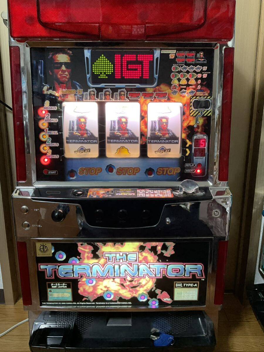 パチスロ実機 ４号機 IGT ターミネーター レア レトロの画像1