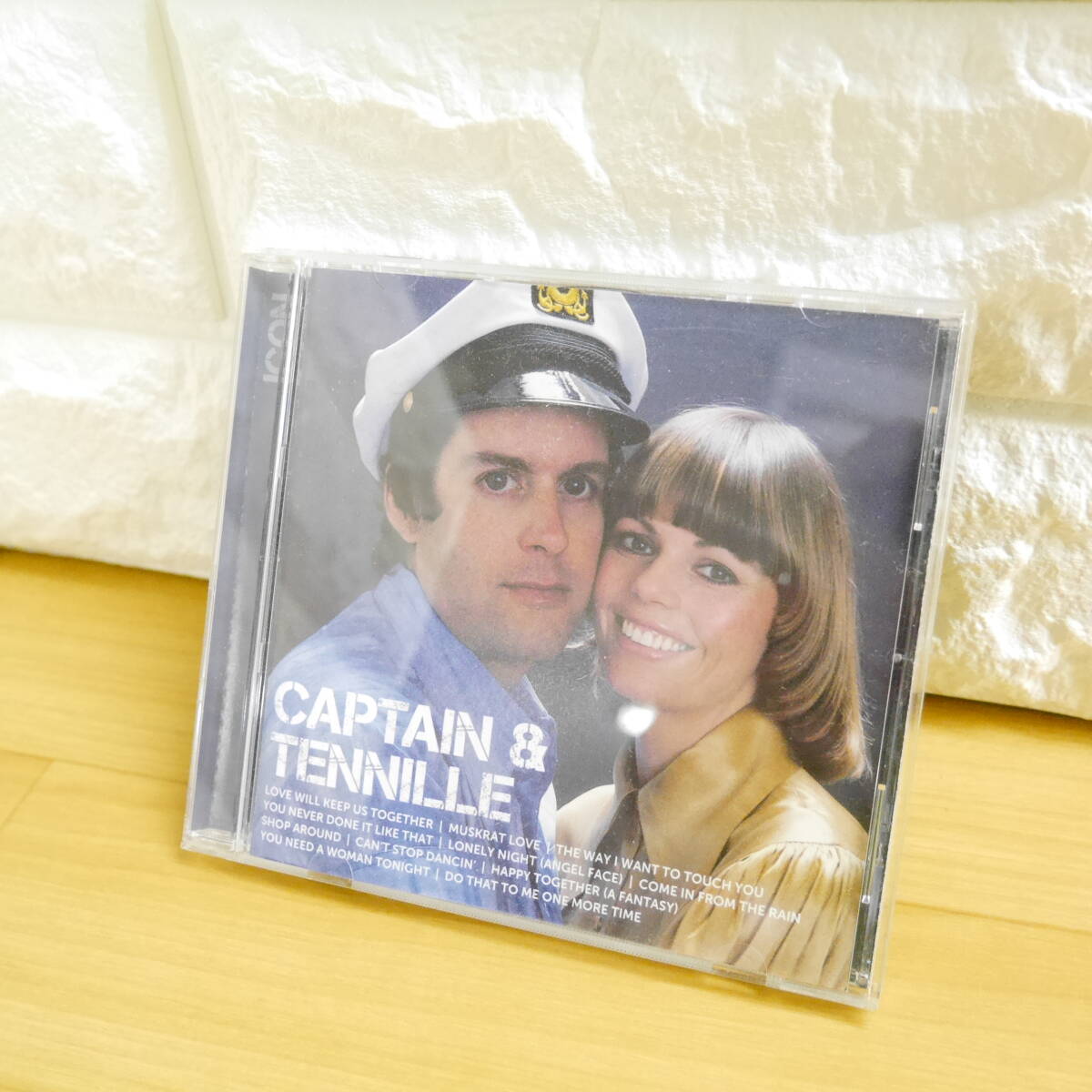 C1 □ CAPTAIN & TENNILLE □ Icon　ＣＤアルバム　洋楽　中古ＣＤ_画像1