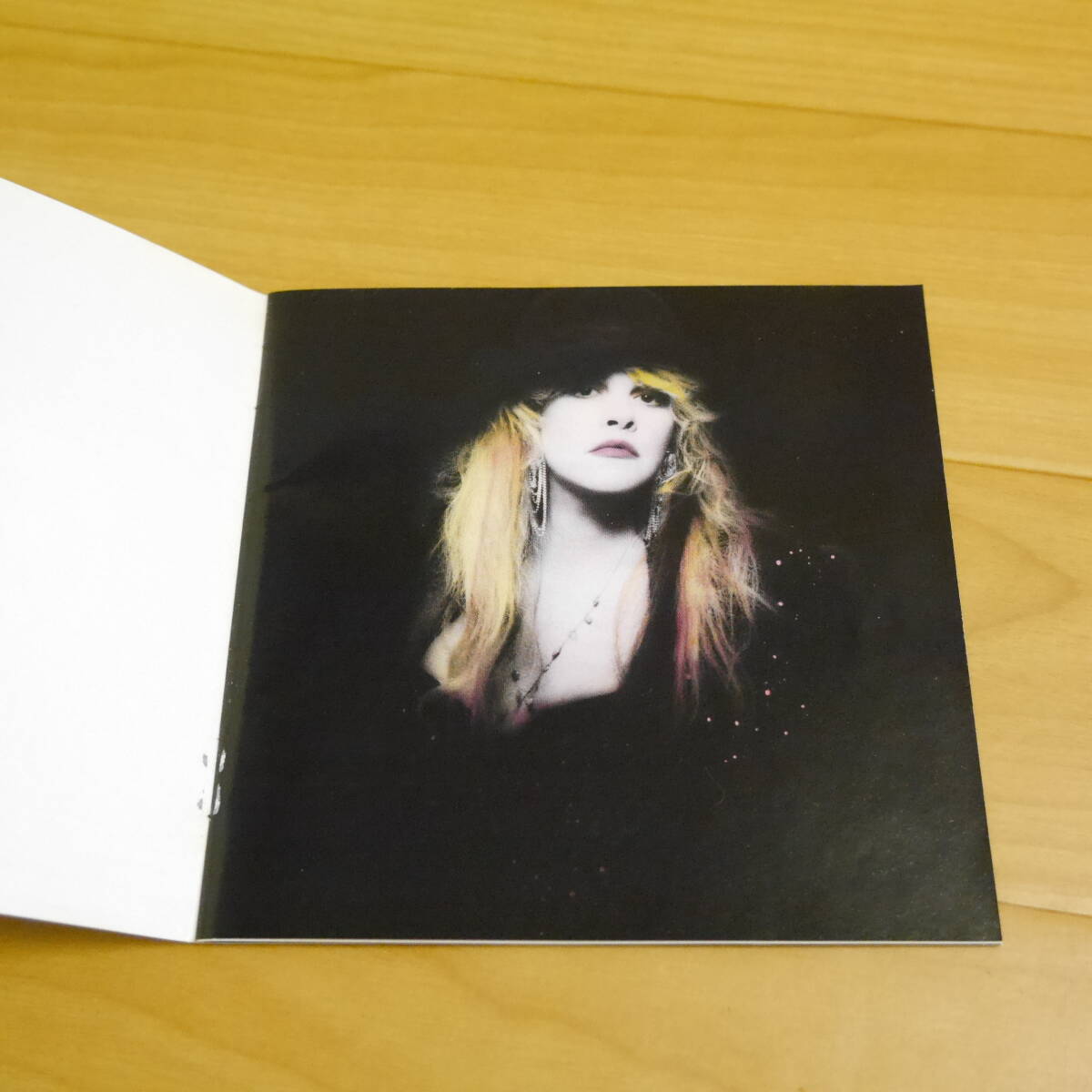 C1 □ Stevie Nicks □ The Other Side Of The Mirror　ＣＤアルバム　洋楽　中古ＣＤ_画像4