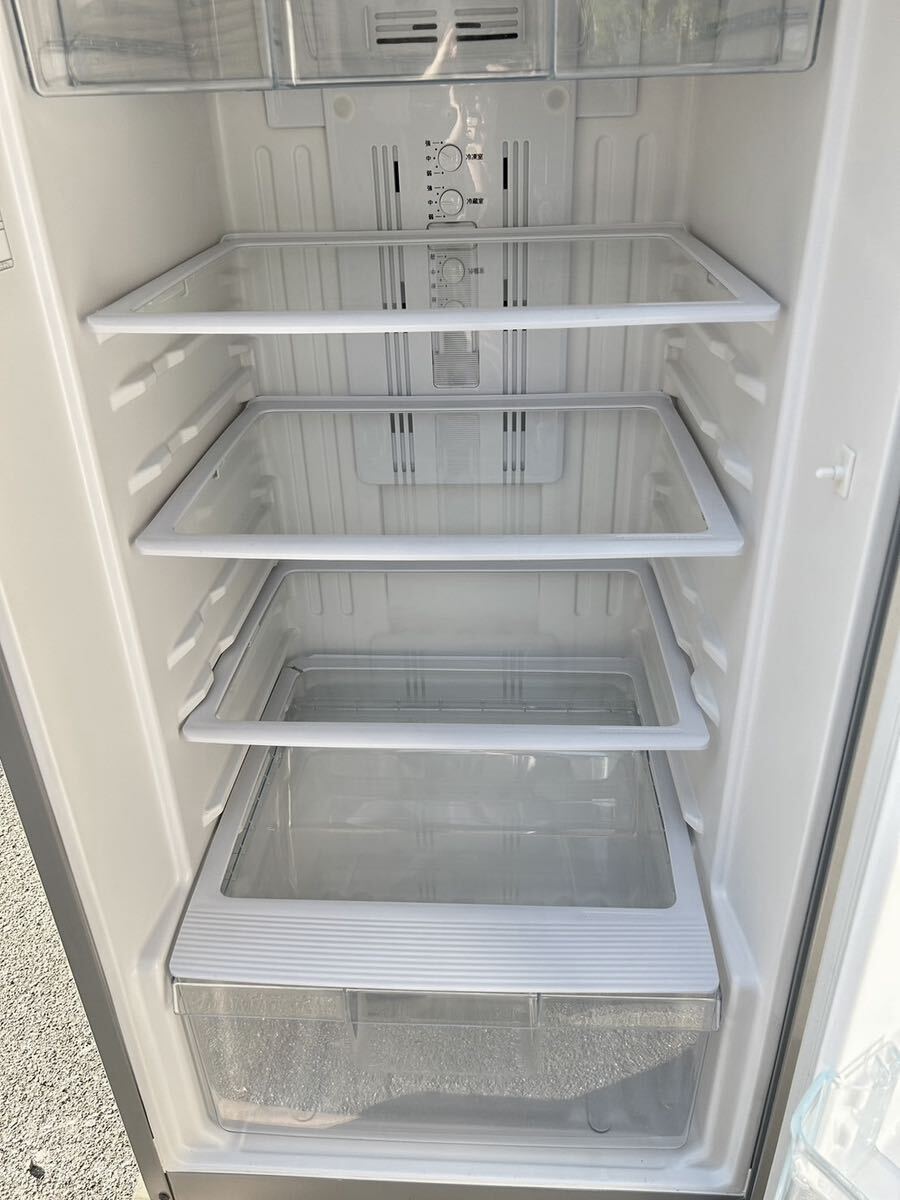 E14UCD HITACHI 日立 2ドア ノンフロン 冷凍冷蔵庫 R-23HA 2018年製 スリム幅大容量 シルバー チルドケース インバータ制御 225L_画像6