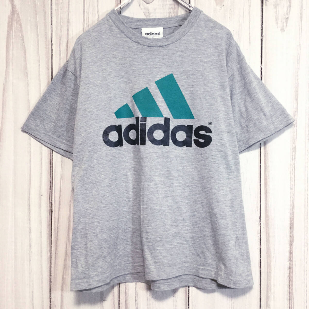 【アディダス 半袖ビッグロゴTシャツ】パフォーマンスロゴ M グレー adidas 古着 [230503-027]