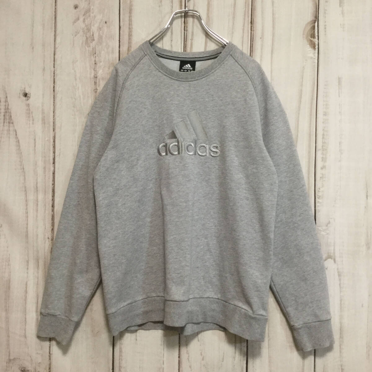アディダス ビッグロゴ刺繍長袖スウェット】 ラグラン袖 アディダス ビッグロゴ刺繍長袖スウェット】 ラグラン袖