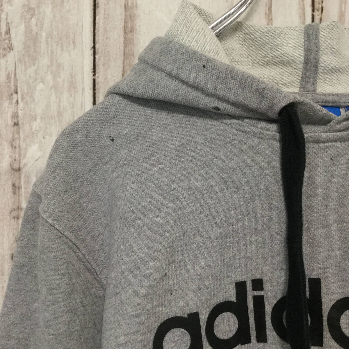 【アディダス ビッグロゴパーカー】 スウェット プルオーパー M グレー adidas 古着 [240116-022]