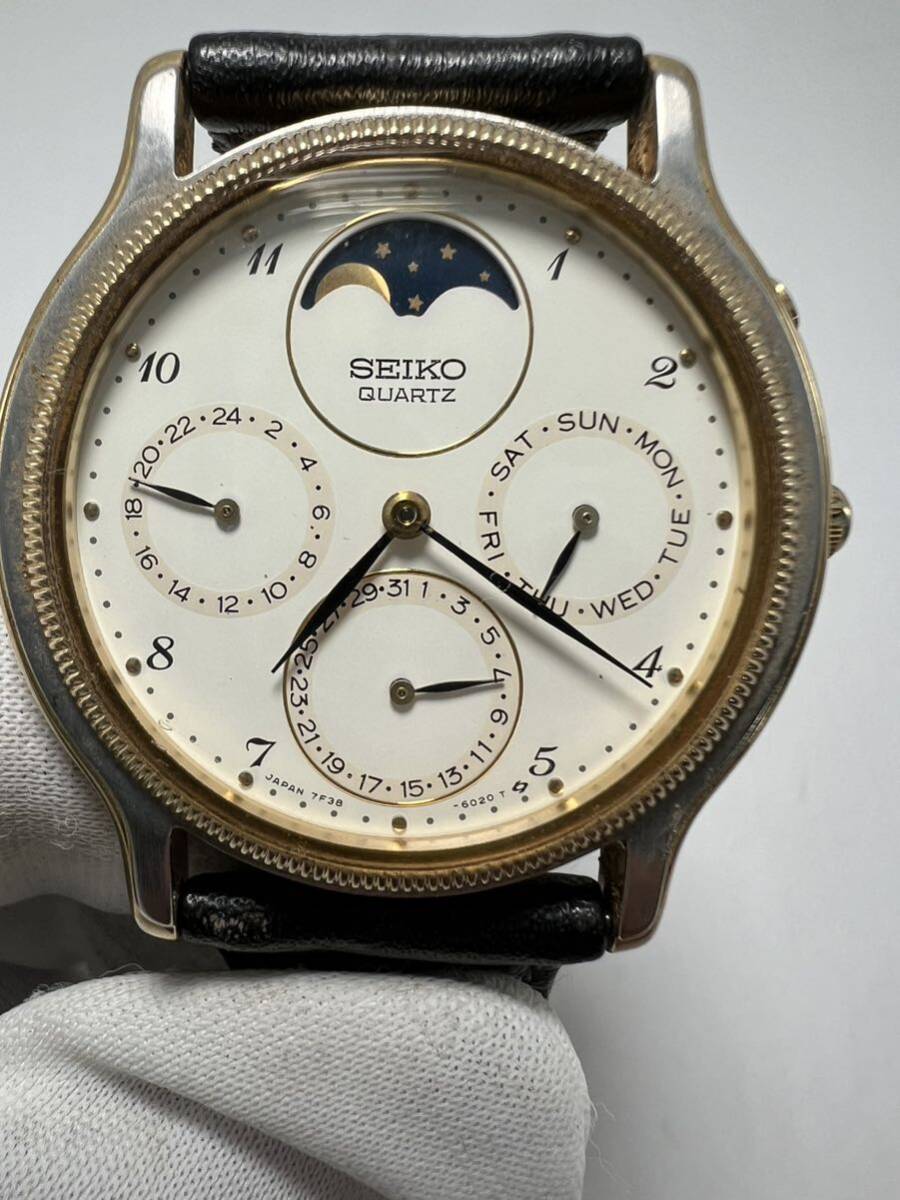 SEIKO クォーツ カレンダー ムーンフェイズ 腕時計 7F38-6190 コインエッジベゼル セイコー ジャンク品 腕時計 メンズ 同梱OKの画像1