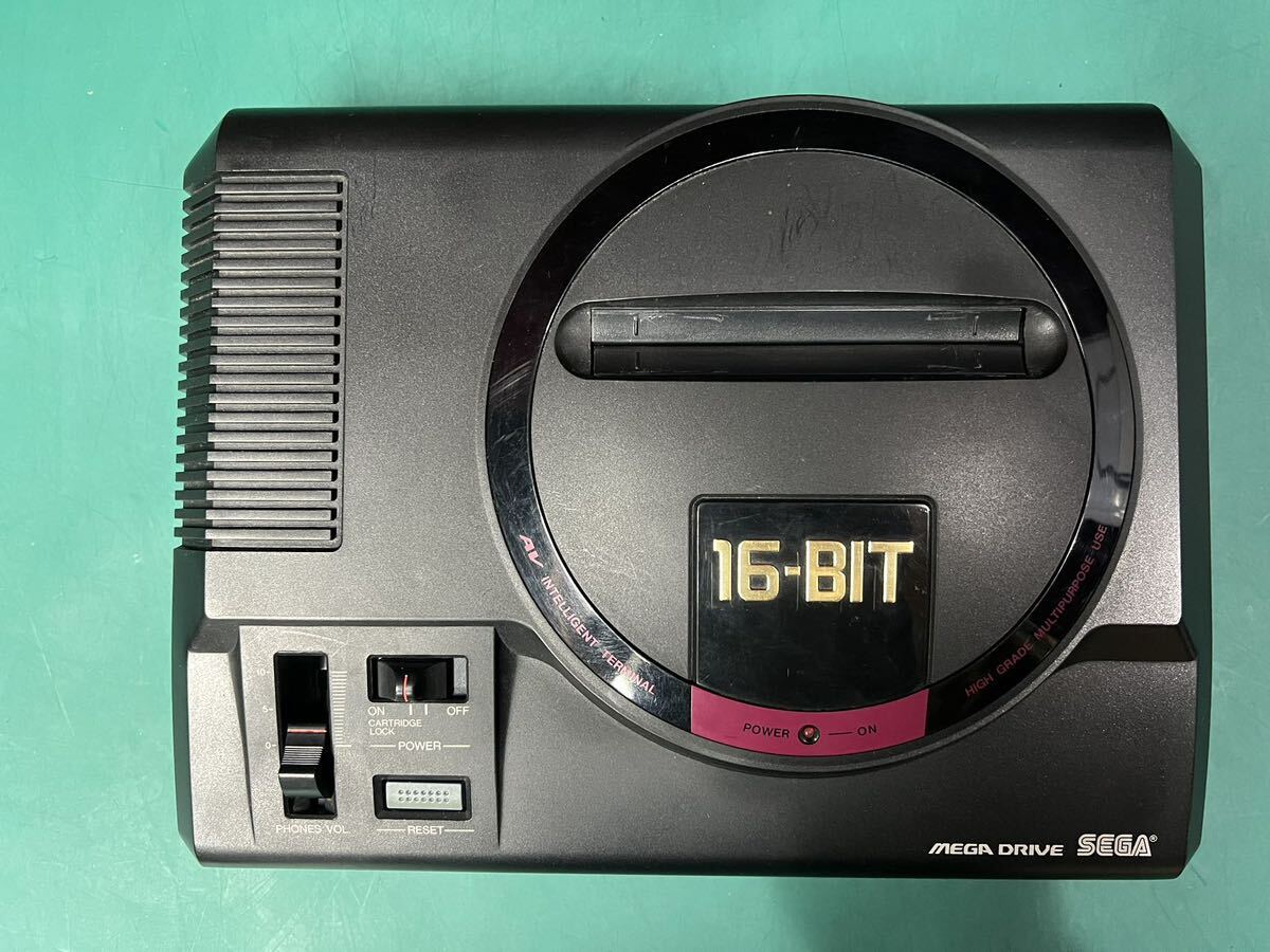 SEGA MEGA DRIVE セガ メガドライブ 16-BIT HAA-2502 ゲーム機 動作未確認　(100s)_画像2