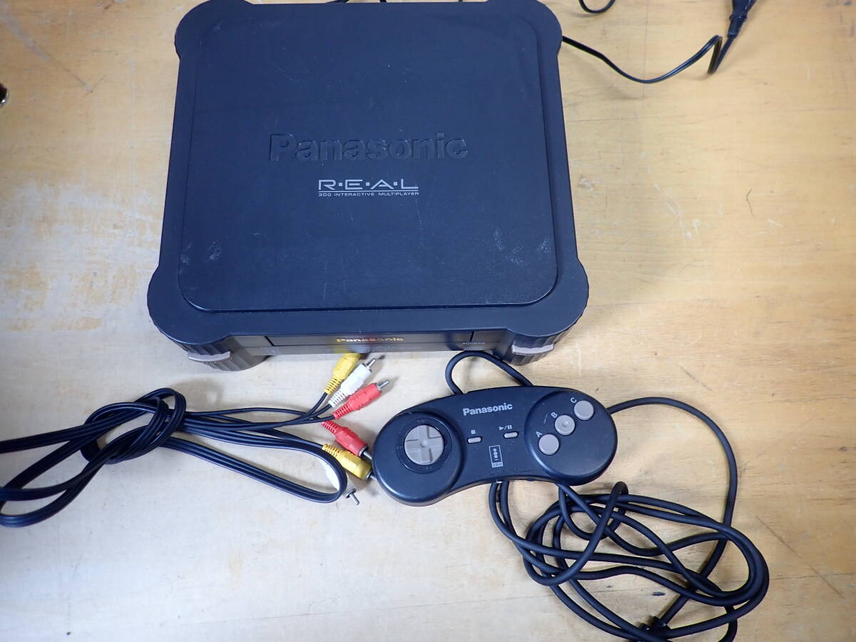 k⑩d　Panasonic パナソニック　REAL FZ-1　3DO　本体+コントローラー セット　通電確認OK/ジャンク_画像1