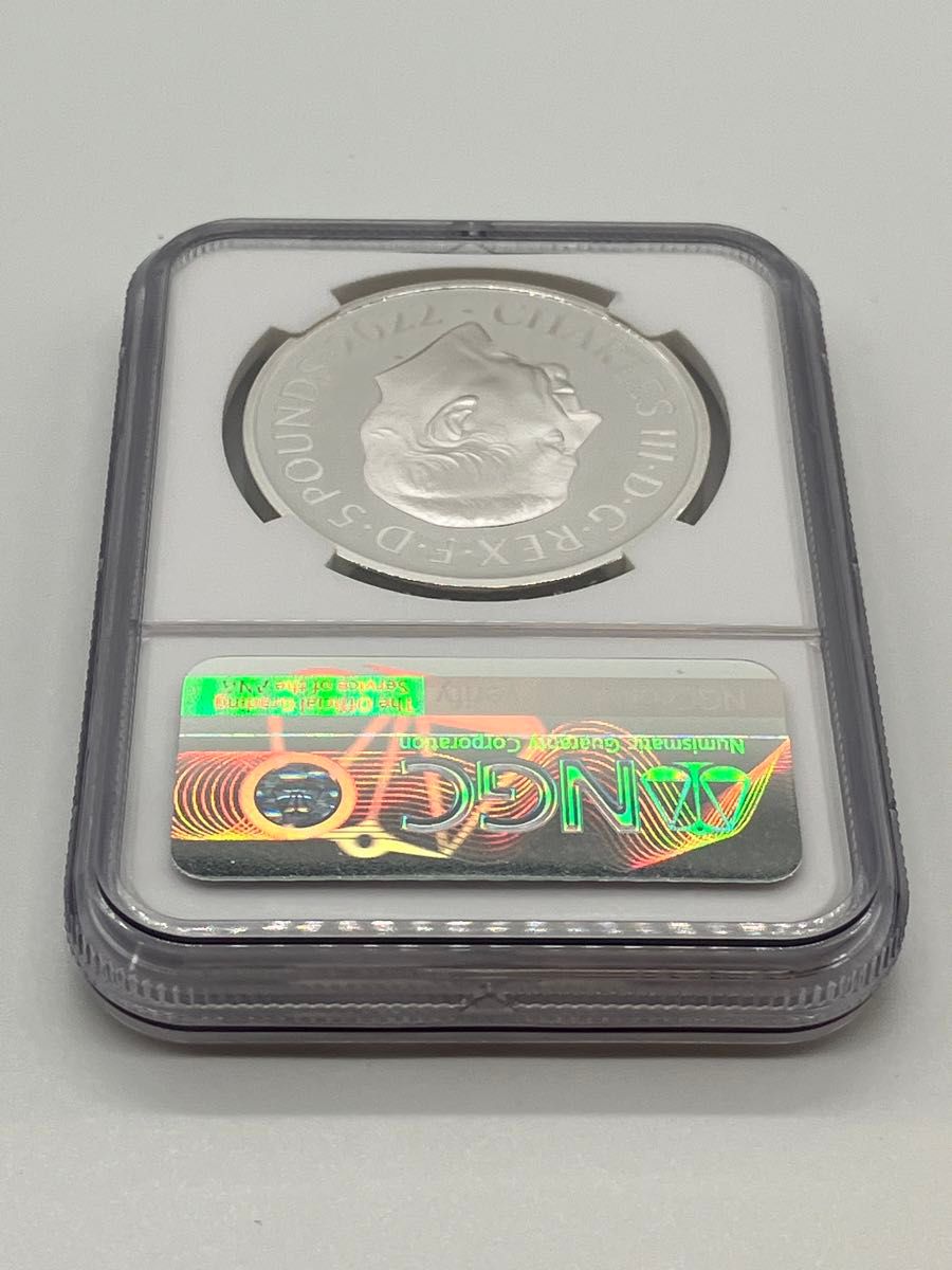 最高鑑定  2022 英国 エリザベス2世女王陛下追悼記念 5ポンド  銀貨 プルーフ NGC PF 70 UC FR 初鋳版