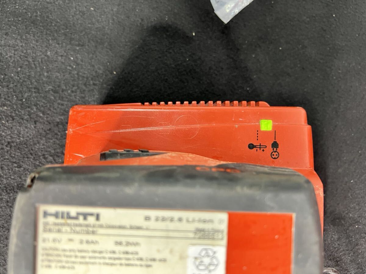 【FS032410000】HILTI TE 4-A22 動作品 マキタ ハンマドリル 電動工具 ヒルティ makita ハンマードリル 穴あけ 電動ハンマ 電動ハンマー _画像7