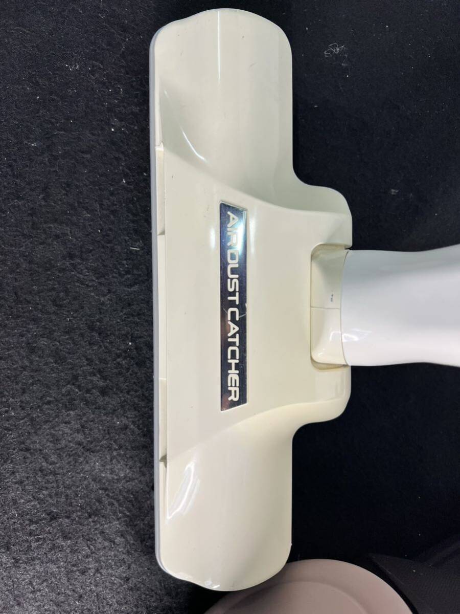 【FS0292】Panasonic MC-PK17A-P 2016年製 動作確認済み 高圧洗浄機 掃除機 makita 充電式クリーナ マキタ Makita ホワイト 付属品ありの画像2
