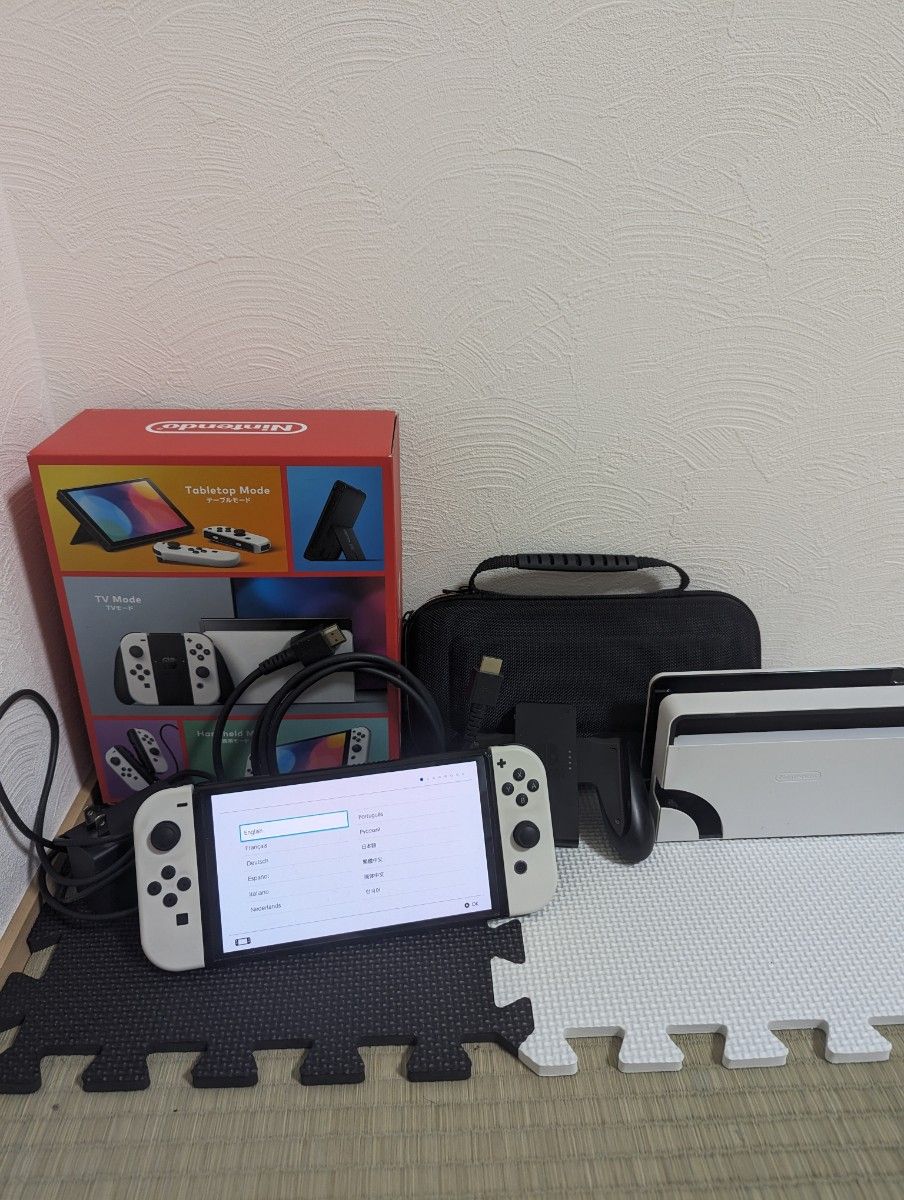 Nintendo Switch 有機ELモデル　専用ポーチ付き　延長保証対象内