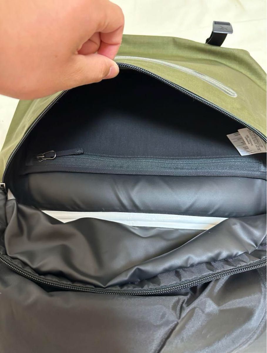 ARC’TERYX  GRANVILLE 10 COURIER BAG メッセンジャーバッグ ショルダーバッグ 