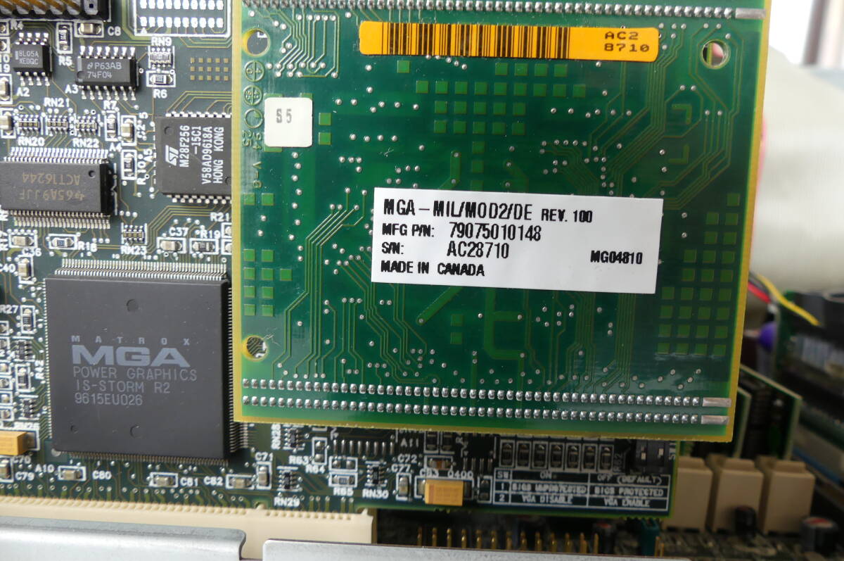 NEC PC9821 V13  CPU HDD CDD RAM ディスプレイを性能アップして現役使用中、もちろんFDDは、2基ですの画像3