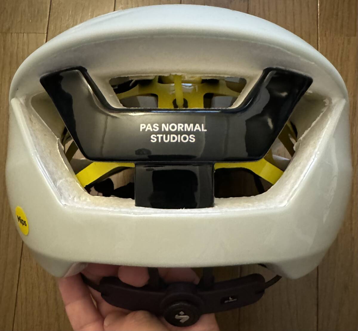 PAS NORMAL STUDIOS(パスノーマルスタジオ)/Falconer II Aero MIPS Helmet/White L 送料無料_画像3