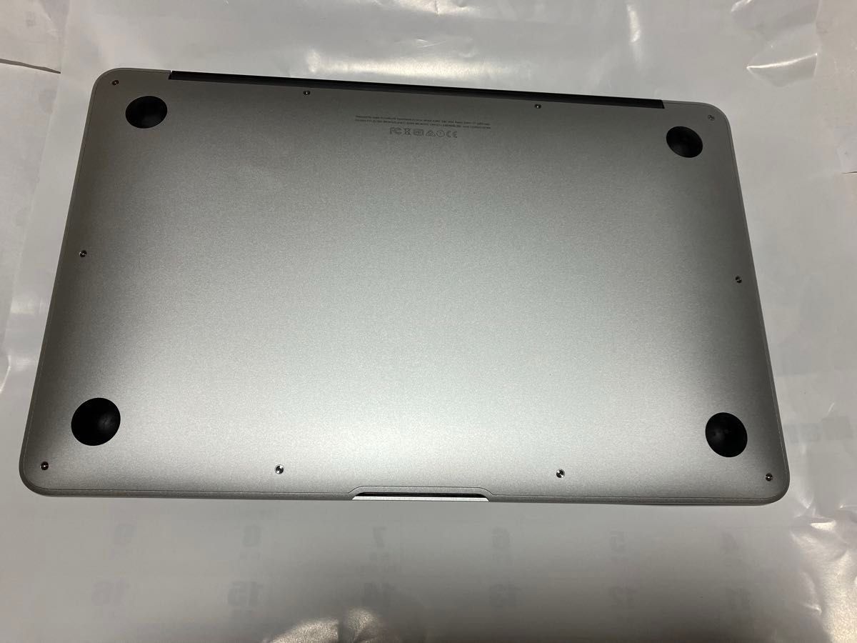 Macbook air 2015 11インチ(office365、OS Sonoma14.4,1windows11)ダブルOS