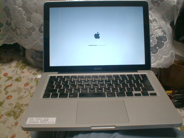 現状品MacBook Pro A1278 Core2Duo 2.０GHｚ/２ＧＢ/HDD１２８GB_画像1