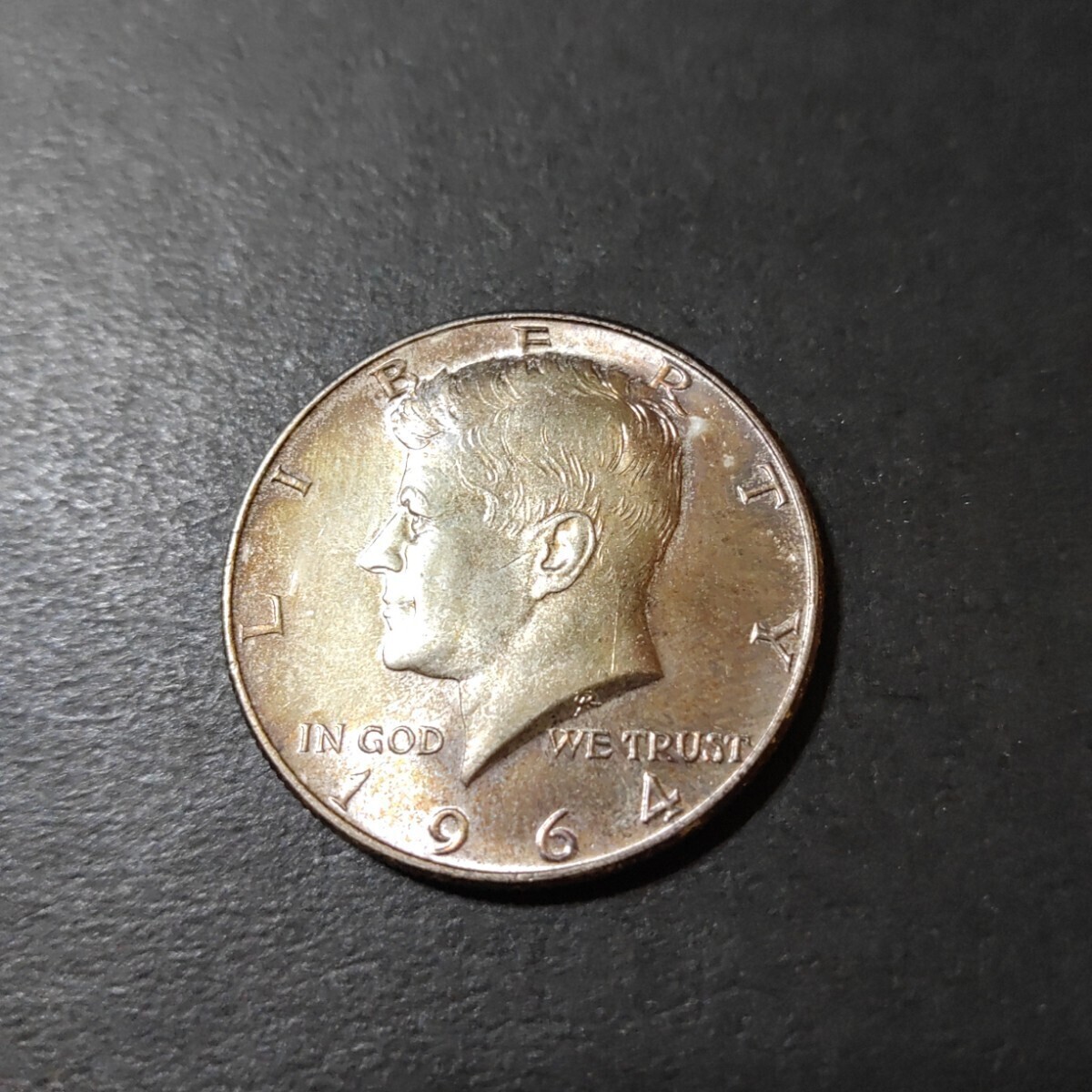 アメリカ ケネディハーフダラー銀貨(1964)の画像2