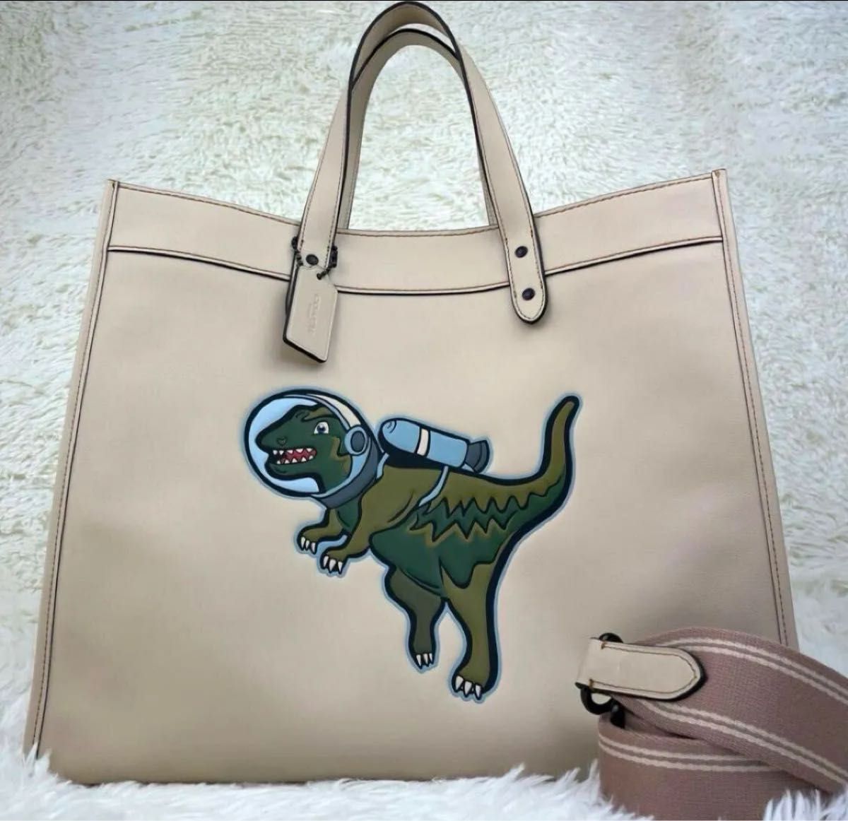 希少】【限定品】COACH コーチ レキシー 2way レザー ショルダー 希少】【限定品】COACH コーチ レキシー 2way レザー ショルダー