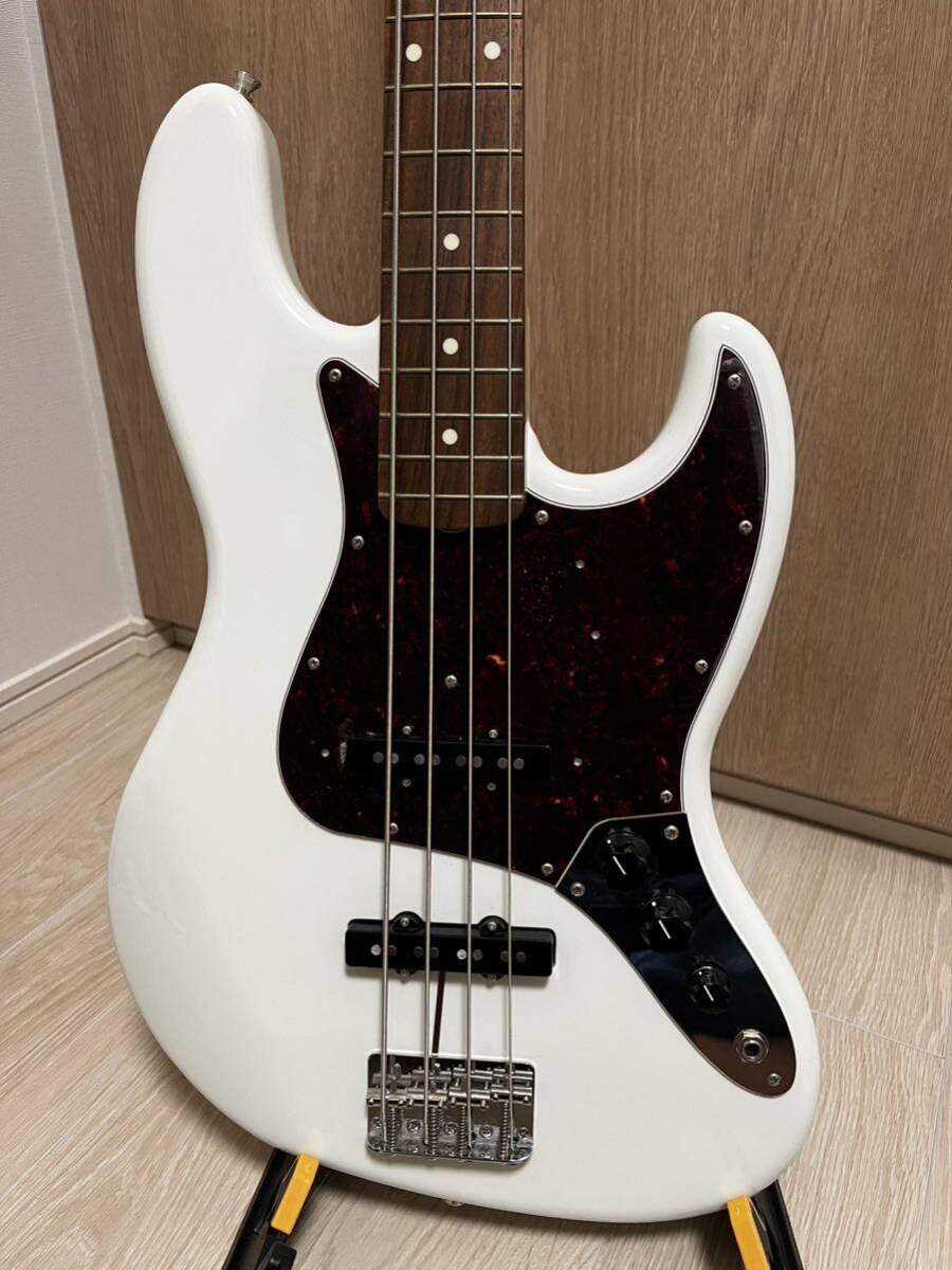 Fender Made in Japan Traditional II 60s Jazz Bass Olympic White_画像2