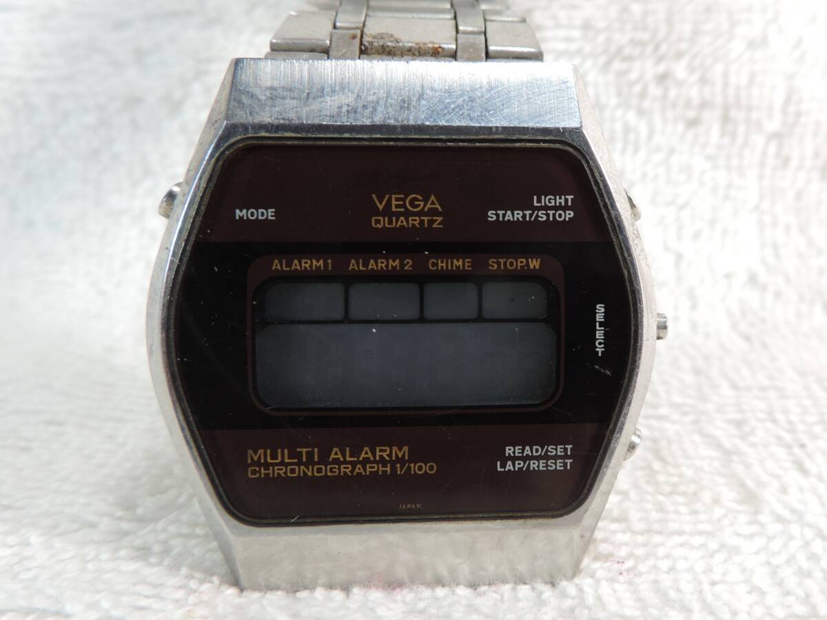不動・(電池交換必要か修理必要) デジタル男性時計・日本製・VEGA 9248-390041_画像2