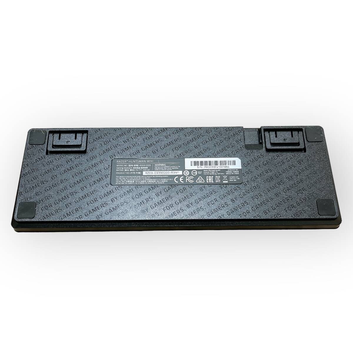 Razer Huntsman Mini ゲーミングキーボード 英語 US配列 光学スイッチ リニア触感 静音 Chroma RGB RZ03-03390200-R3M1 レイザー_画像5