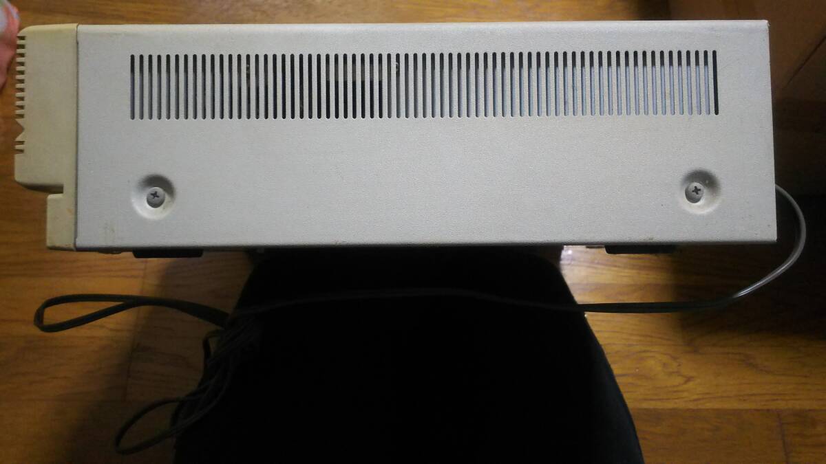 NEC PC-8801MA 2HD パソコン本体 キーボード付属 通電OKの画像4