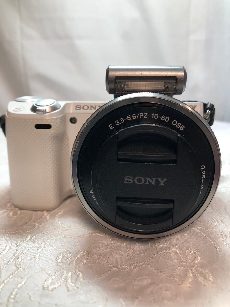 【#kk】SONY α NEX-5R N50 ホワイト ミラーレス一眼 ソニー デジタルカメラ 白 ミラーレス一眼カメラ _画像1