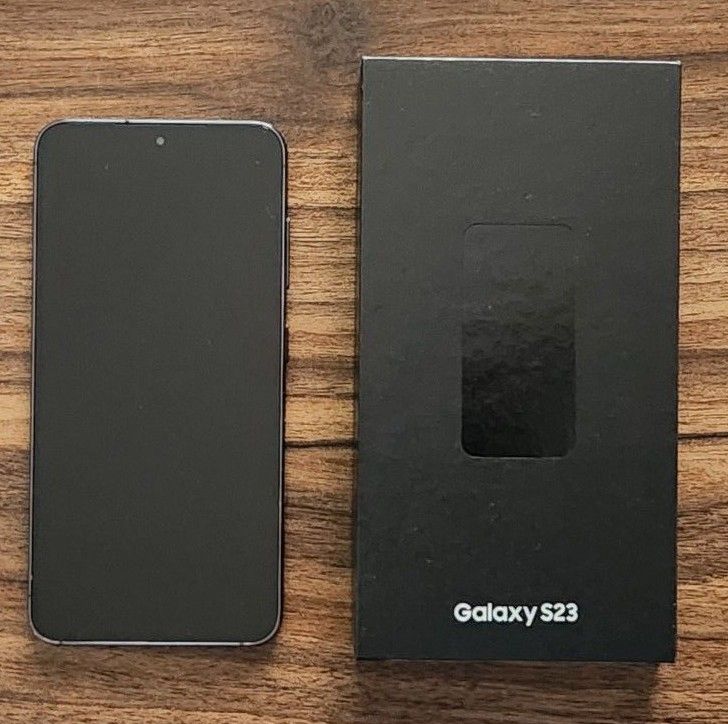 Galaxy S23 ファントムブラック 256GB SIMフリー SM-S911C 楽天 Galaxy S23 ファントムブラック 256GB SIMフリー SM-S911C 楽天