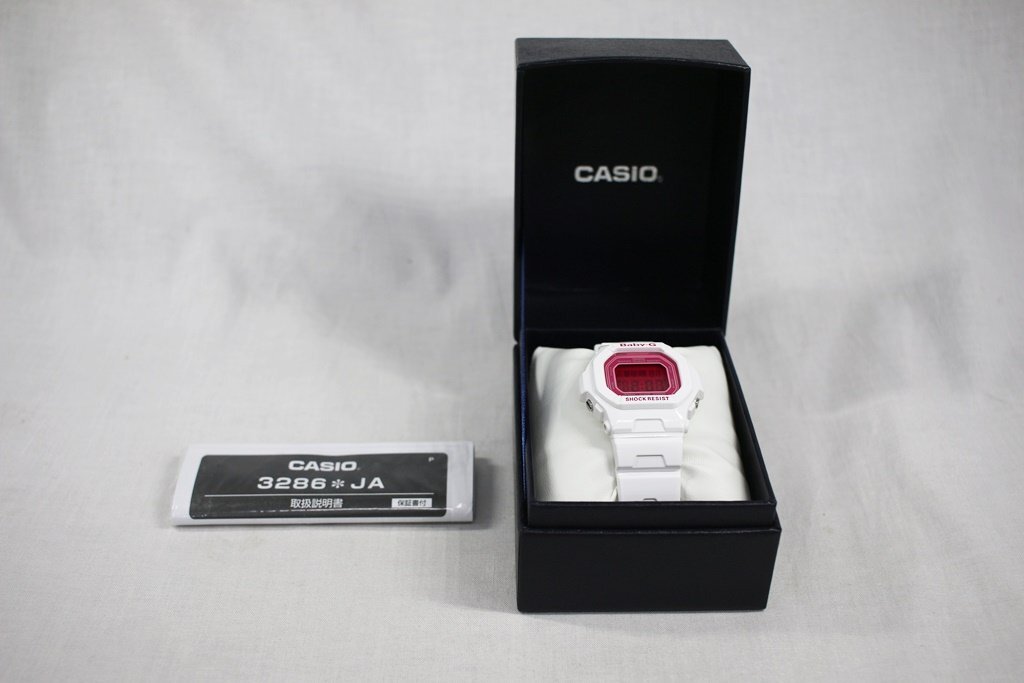 ◎ 中古品 CASIO カシオ G-SHOCK ジーショック BG-5601 腕時計 クォーツ デジタル ホワイト×ピンク スクエアの画像1