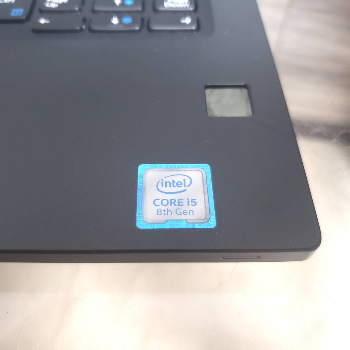 【 動作未確認の為、ジャンク品扱い 】 第8世代CPU Core i5-8250U メモリ:8GB 高速SSD:256GB OS:無し DELL Latitude 7390 本体のみ #918の画像10