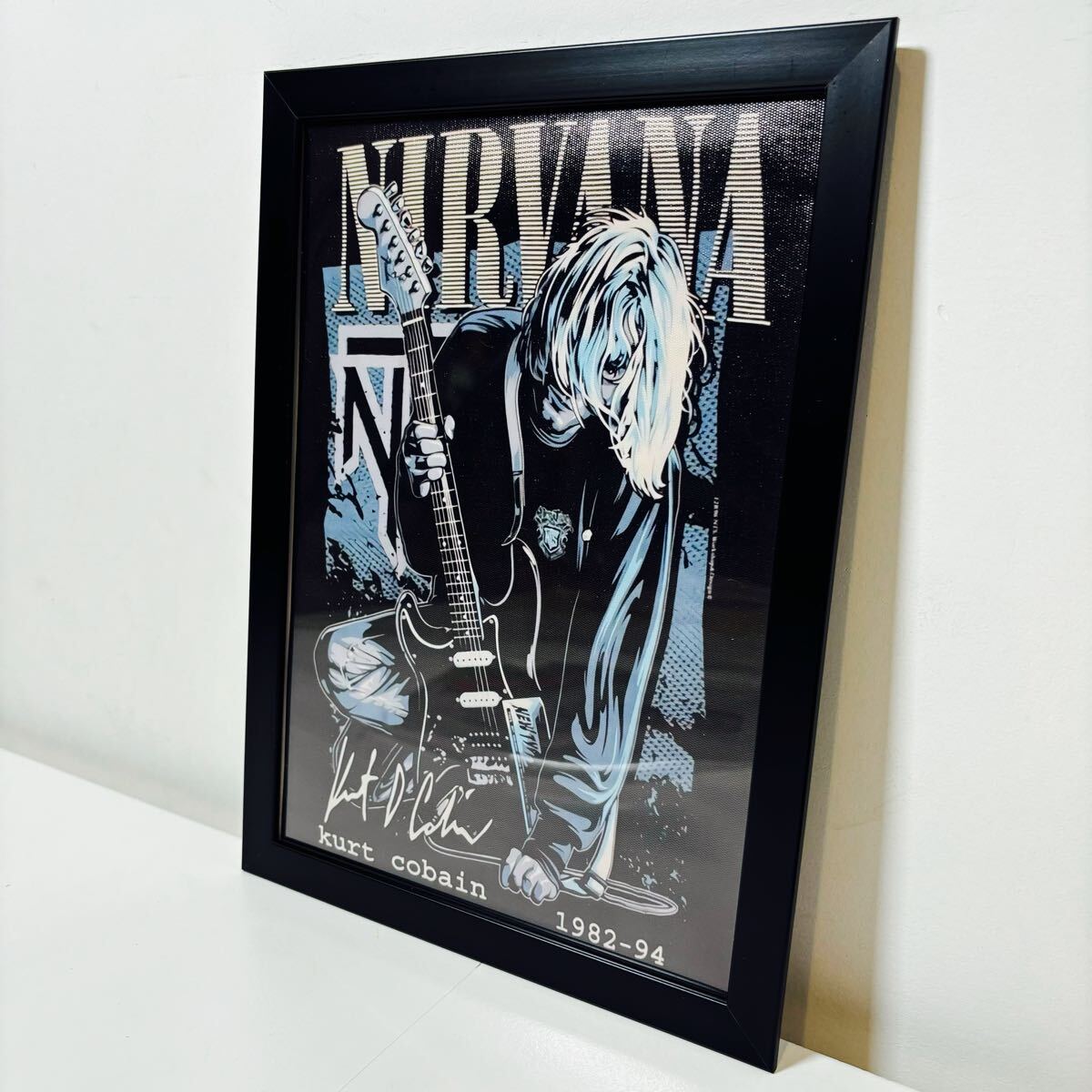黒額付きポスター】カート・コバーン ニルバーナ ポップアート④ 黒額付きポスター】カート・コバーン ニルバーナ ポップアート④