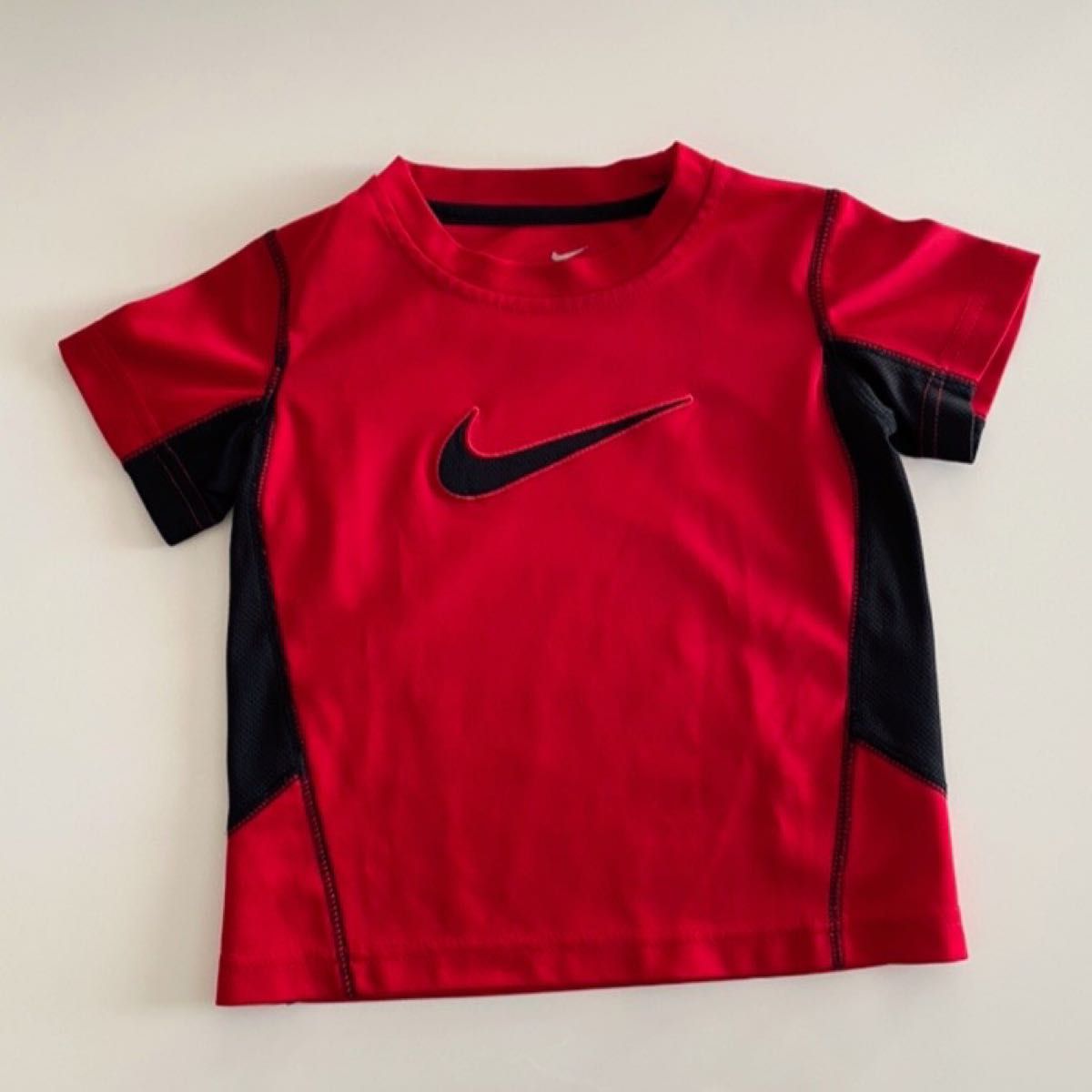 NIKE ナイキ　Ｔシャツ　赤　グレー　２枚セット