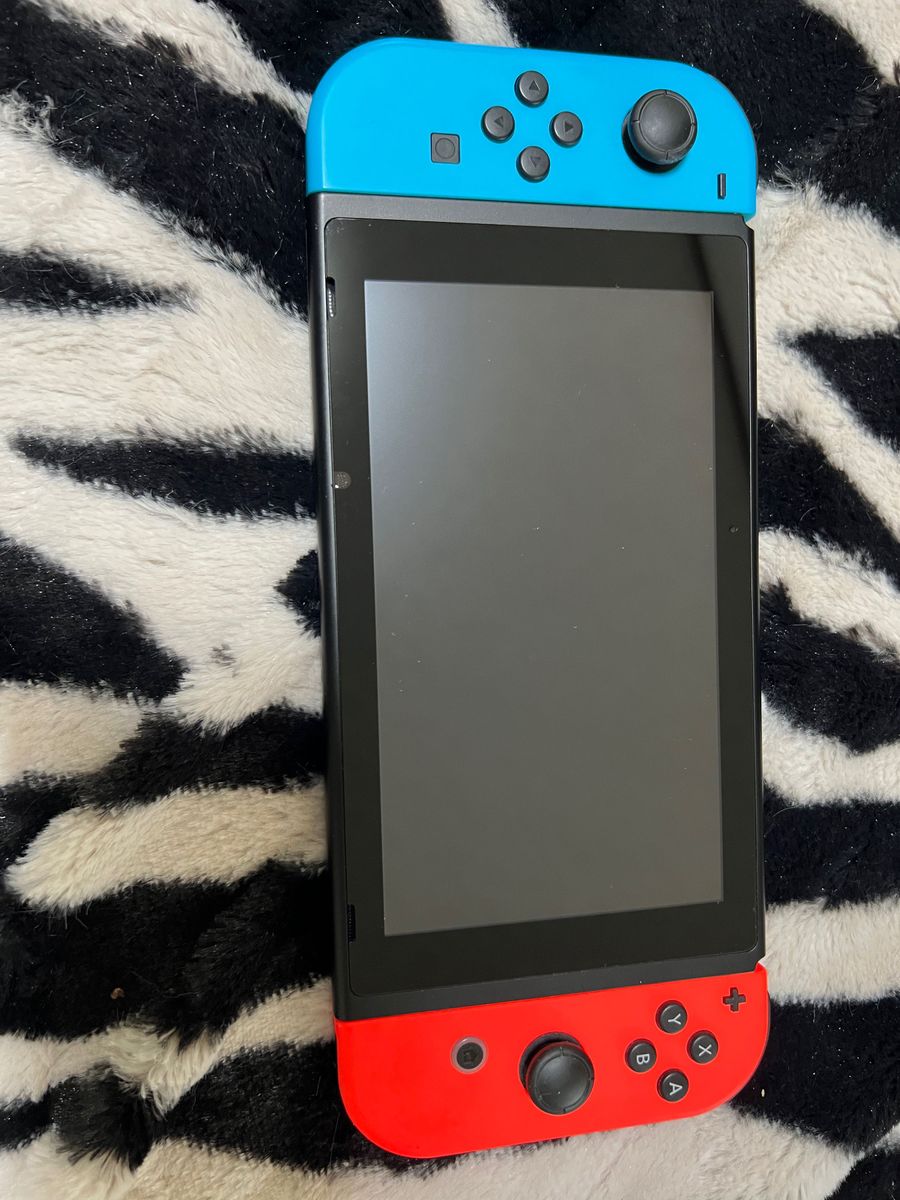 中古品　Nintendo Switch旧型本体＋リングフィットアドベンチャー