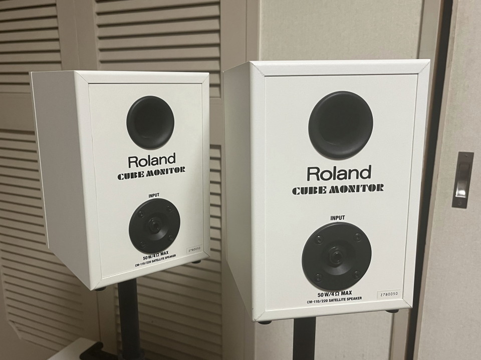 Roland ローランド CUBE MONITER 2.1チャンネルモニターCM-110-WH ＋ ST-CMS１（スピーカースタンド2セット）付きの画像7