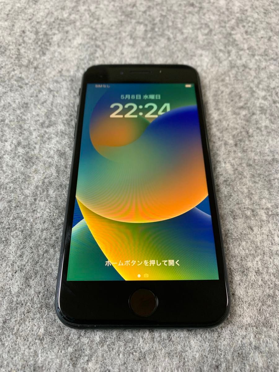 美品 Appleストア版 simフリー iPhoneSE 第2世代 64GB ブラック色