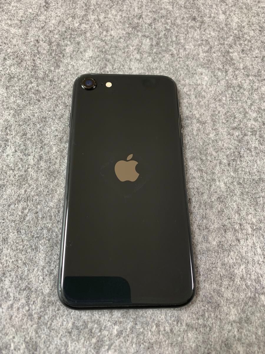 美品 国内版 SIMフリー iPhoneSE 第2世代 128GB ブラック色