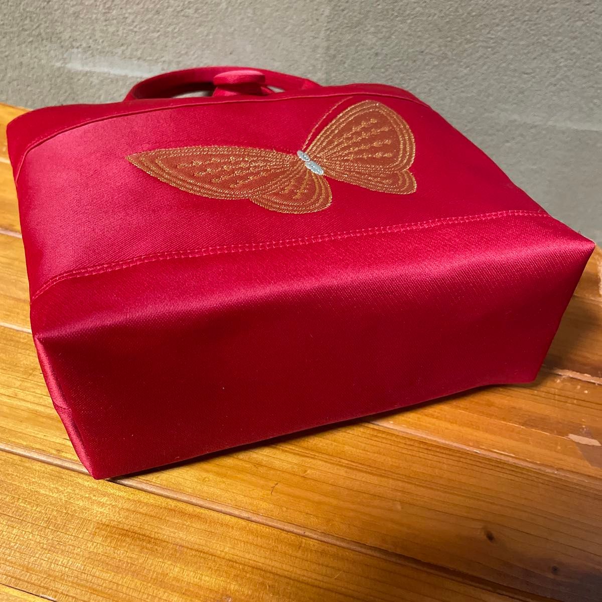 帯リメイクバッグ　真っ赤なバッグ ハンドメイド
