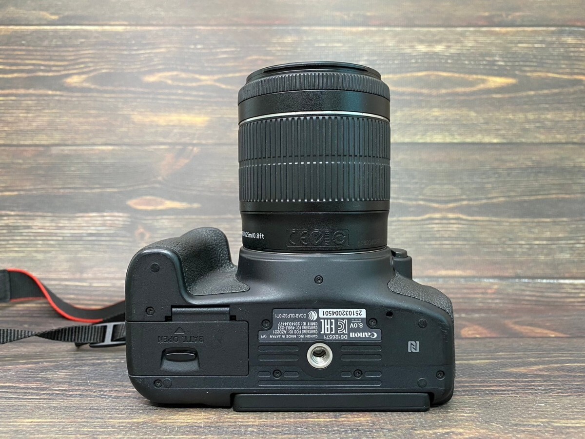 Canon キヤノン EOS Kiss X8i レンズキット デジタル一眼レフカメラ 元箱付き #9_画像6